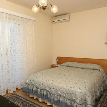 בית הארחה And With Parking Space Sumartin, Brac - 757 סומרטין